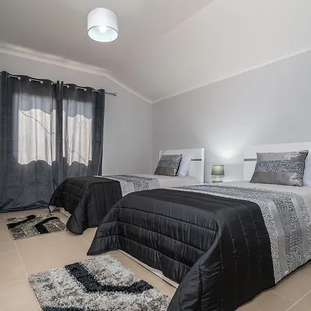 Casa Raimunda, Big With Amazing Views * Arco da Calheta (Madeira)