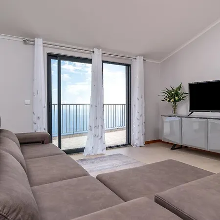 Casa Raimunda, Big With Amazing Views Διαμέρισμα