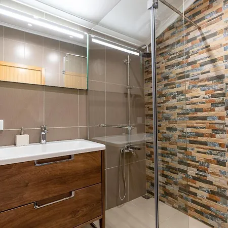 Casa Raimunda, Big With Amazing Views Διαμέρισμα Arco da Calheta (Madeira)