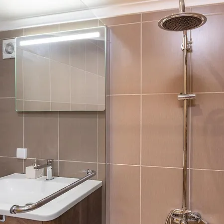 Casa Raimunda, Big With Amazing Views * Arco da Calheta (Madeira)