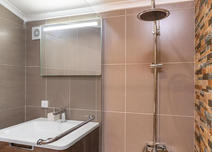 Casa Raimunda, Big With Amazing Views * Arco da Calheta (Madeira)